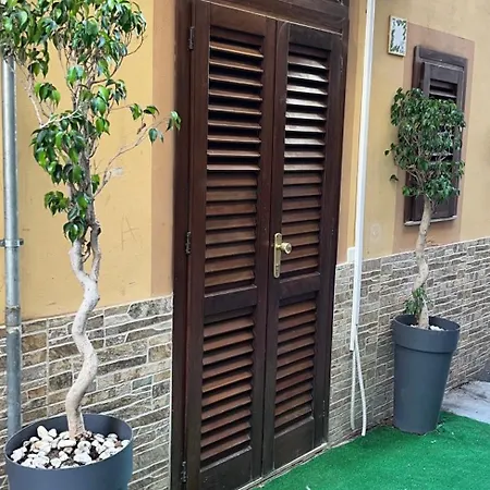 Loft Del Borgo * باليرمو
